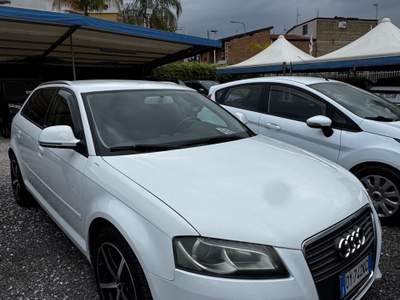 Audi A3 SPB 1.6 TDI 90 CV CR S-Line Bianco usata SOMMA VESUVIANA