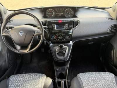 Lancia Ypsilon ok neopatentati Grigio usata SAN MINIATO