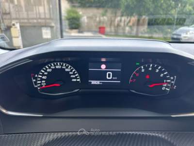 Peugeot 208 Stop&Start 5 porte Active Nero usata Genova
