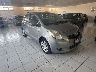 Toyota Yaris Unico proprietario usata Pontedera