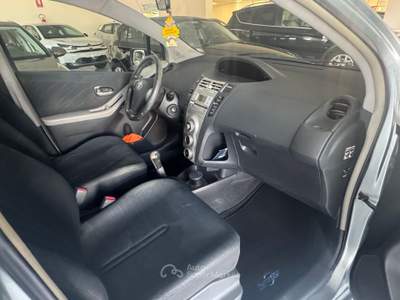 Toyota Yaris Unico proprietario usata Pontedera