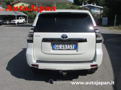 Toyota Land Cruiser 2.8 d-4d Executive auto Rosso usata Pisogne