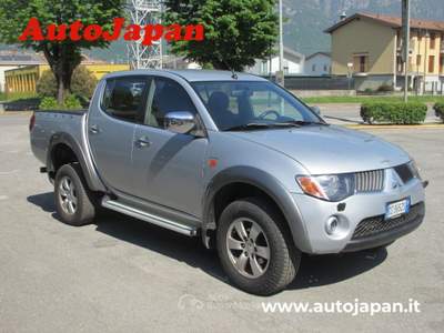 Mitsubishi L200 DOPPIA CABINA Argento usata Pisogne