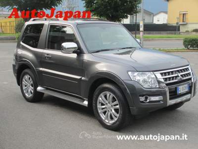 Mitsubishi Pajero 3.2 DI-D 190 CV INSTYLE AUTOMATICO Rosso usata Pisogne