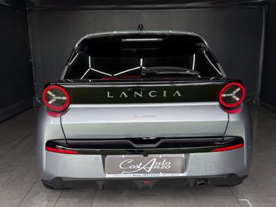 Lancia Ypsilon 1.2 Hybrid Edizione Cassina Grigio usata Teverola