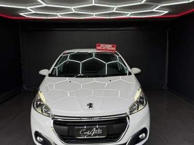 Peugeot 208 1.6 BlueHDi 75 CV Allure 2017 Bianco usata Teverola