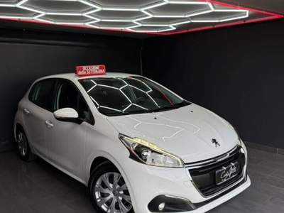 Peugeot 208 1.6 BlueHDi 75 CV Allure 2017 Bianco usata Teverola