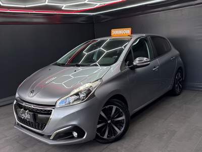 Peugeot 208 BlueHDi 102 CV ALLURE PACK 09/2019 Grigio usata Teverola