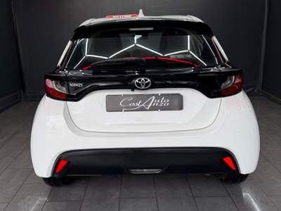 Toyota Yaris Benzina Trend 2023 NUOVA Bianco usata Teverola