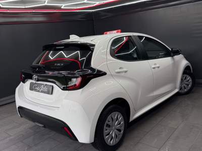 Toyota Yaris Benzina Trend 2023 NUOVA Bianco usata Teverola