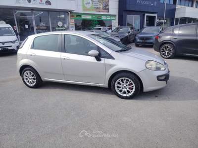 Fiat Punto Evo 5 porte S&S Dynamic -NEOPATENTATI Grigio usata Massarosa