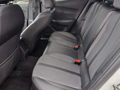 Peugeot 2008 🚗 Peugeot 2008 1.2 PureTech 100 CV Manuale Bianco usata Giuliano di Roma