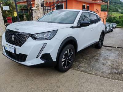 Peugeot 2008 🚗 Peugeot 2008 1.2 PureTech 100 CV Manuale Bianco usata Giuliano di Roma