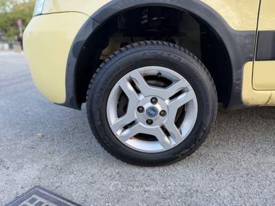 Fiat Panda 4x4 Climbing Giallo usata Rimini