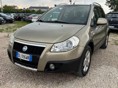 Fiat Sedici 4x4 Emotion GPL Oro usata Rimini