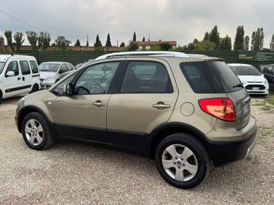 Fiat Sedici 4x4 Emotion GPL Oro usata Rimini