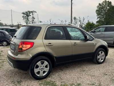 Fiat Sedici 4x4 Emotion GPL Oro usata Rimini
