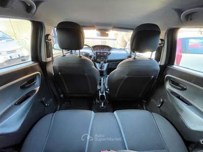 Lancia Ypsilon 5 porte Silver Blu/Azzurro usata Napoli