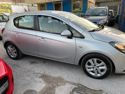 Opel Corsa F.AP. 5 porte Edition Argento usata Napoli