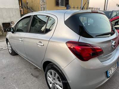 Opel Corsa F.AP. 5 porte Edition Argento usata Napoli