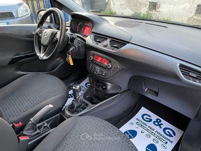 Opel Corsa F.AP. 5 porte Edition Argento usata Napoli