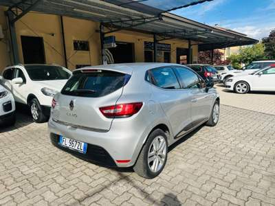 Renault Clio Clio 0.9 tce energy Duel2 Gpl 90cv OK NEOPATENTATO Argento usata Guastalla