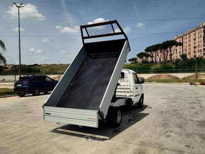 Piaggio Porter NP6 PIAGG NP6 TW LR GPL 3250/3080 RIBALTABILE TOP NP6 TW LR GPL 3250/3080 Ribaltabile TOP Bianco usata Roma