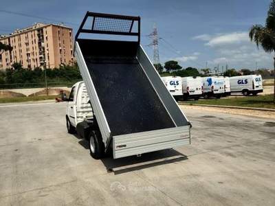 Piaggio Porter NP6 PIAGG NP6 TW LR GPL 3250/3080 RIBALTABILE TOP NP6 TW LR GPL 3250/3080 Ribaltabile TOP Bianco usata Roma