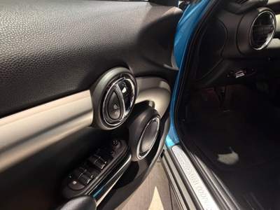 MINI 1.5 Cooper D Hype 5 2.0 Cooper S 5 porte Blu/Azzurro usata Mondragone