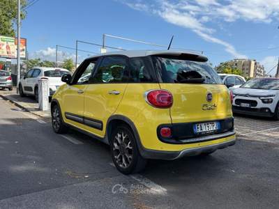 Fiat 500L 84CV Trekking Tetto Navi camera Giallo usata Roma