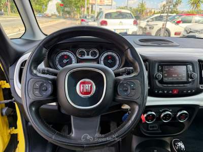 Fiat 500L 84CV Trekking Tetto Navi camera Giallo usata Roma
