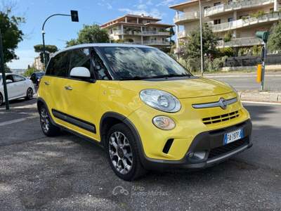 Fiat 500L 84CV Trekking Tetto Navi camera Giallo usata Roma