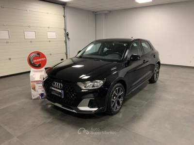 Audi A1 Citycarver 30 TFSI S tronic Admired Automatico Nero usata Qualiano