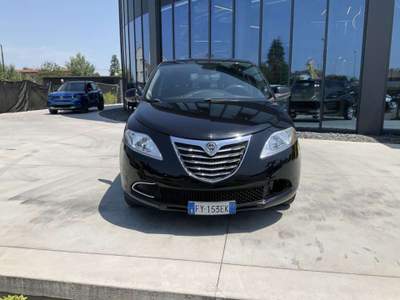 Lancia Ypsilon 1.2 69 CV 5 porte Platinum Nero usata Pieve di Cento