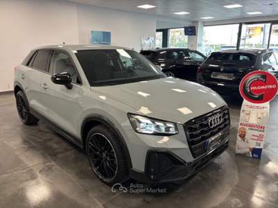 Audi Q2 S line Edition Identity Black S tronic Grigio usata Qualiano