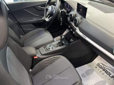 Audi Q2 S line Edition Identity Black S tronic Grigio usata Qualiano