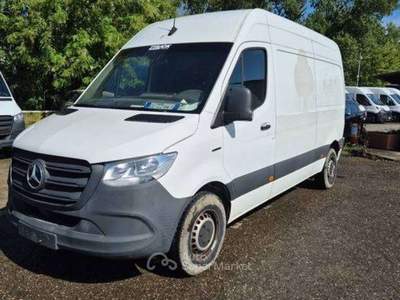 Mercedes-Benz Sprinter SPRINTER eSprinter - 4 batterie - GG429WT Bianco usata Basiliano