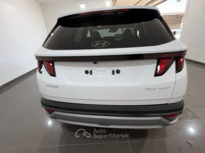 Hyundai Tucson HYUND TUCSON 1.6 CRDI 48V BUSINESS 2WD DCT Tucson 1.6 crdi 48V Business 2wd dct Bianco usata Roma