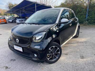 Smart ForFour 70 1.0 Passion Nero usata Teano