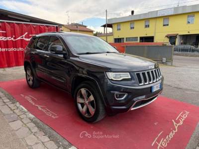 Jeep Grand Cherokee 3.0 V6 CRD 250 CV Multijet II Overland Nero usata Fiorano Modenese