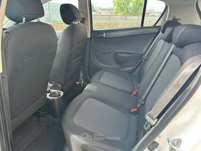 Hyundai i20 1.2 84CV CLASSIC 5P KM 75.000 ORIGINALI Bianco usata VOLPIANO