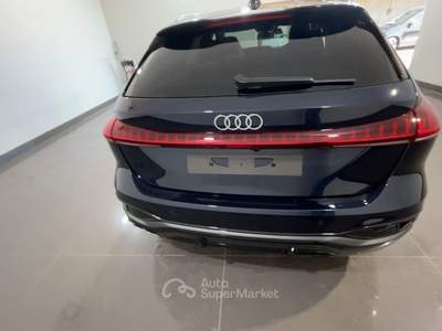 Audi A5 AUDI A5 AVANT 2.0 TDI MHEV+ S LINE 204CV A5 Avant 2.0 tdi mhev+ S line 204cv Blu/Azzurro usata Roma