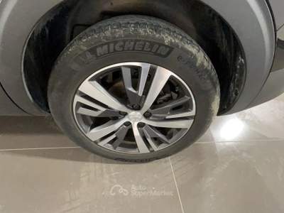 Peugeot 5008 PEUGE 5008 1.5 BLUEHDI ALLURE PACK S&S 130CV E 5008 1.5 bluehdi Allure Pack s&s 130cv e Nero usata Roma