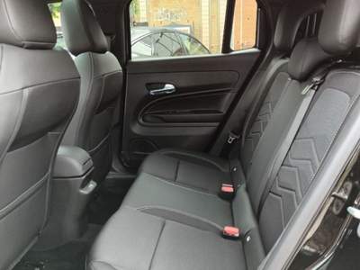 Jeep Avenger 1200 E-HYBRID FREEDOM 110CV AUTOM NAV TETTO Nero usata Roma