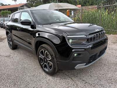 Jeep Avenger 1200 E-HYBRID FREEDOM 110CV AUTOM NAV TETTO Nero usata Roma