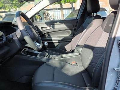 Jeep Avenger 1200 TURBO ALTITUDE 100CV CARPLAY CAM PDC"17 Grigio usata Roma