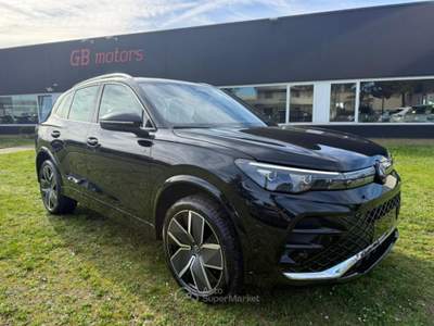 Volkswagen Tiguan 2.0 TDI 193 CV DSG 4MOTION MY26 R-Line Plus TETTO Nero usata Imola