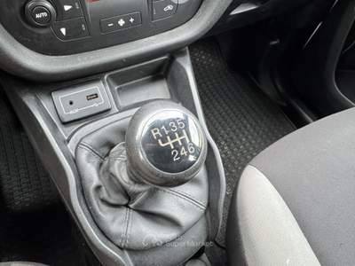Fiat Doblò 1.6 MJT 105CV Manuale Passo Corto Combi N1 5 posti Bianco usata Crocetta del Montello