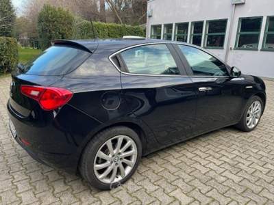 Alfa Romeo Giulietta 1.6 JTDm-2 Distinctive Euro6 Nero usata ROSà