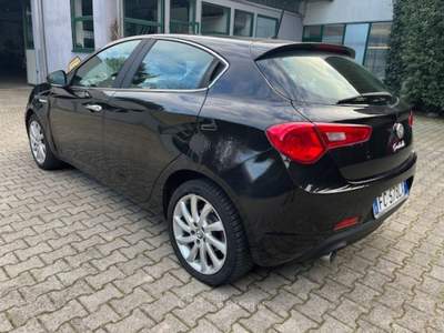 Alfa Romeo Giulietta 1.6 JTDm-2 Distinctive Euro6 Nero usata ROSà
